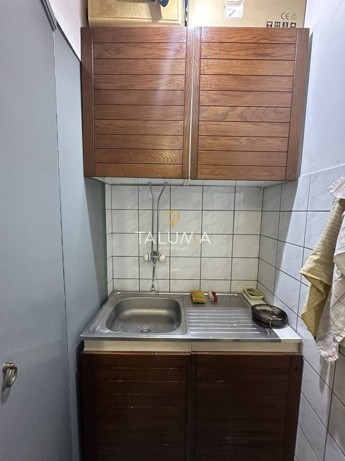 Trosoban stan, 132 m², Podgorica, centar – fotografija 3