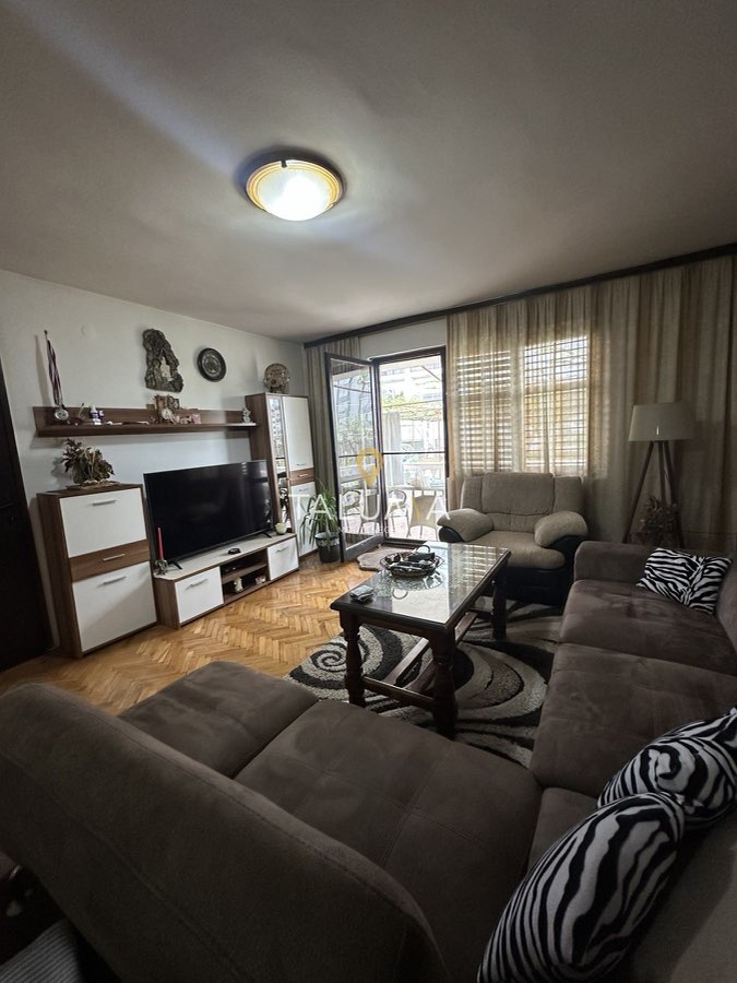 Kuća, 168 m², Tološi, Podgorica