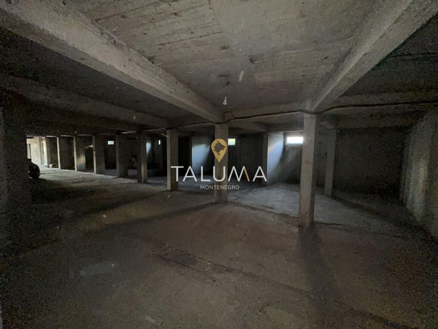 Poslovni prostor, 400 m², Podgorica, centar – fotografija 2