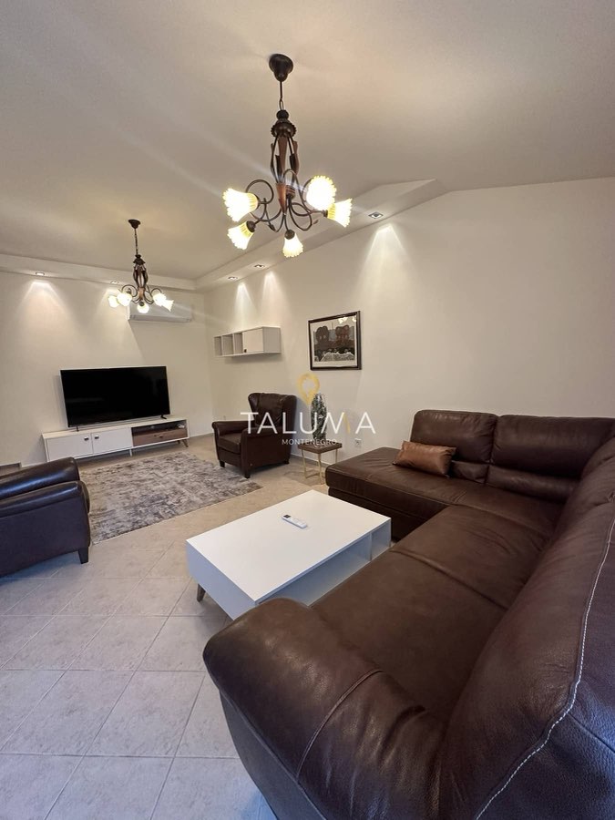 Trosoban stan, 114 m², Momišići, Podgorica