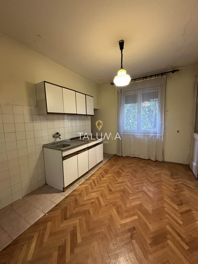 Jednosoban stan, 40 m², Pobrežje, Podgorica