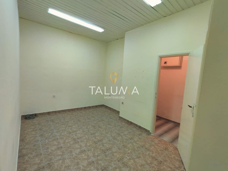 Poslovni prostor, 36 m², Baston, Podgorica