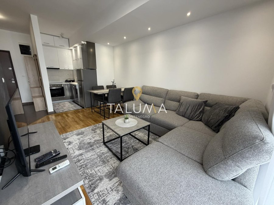 Jednosoban stan, 40 m², Stari Aerodrom, Podgorica