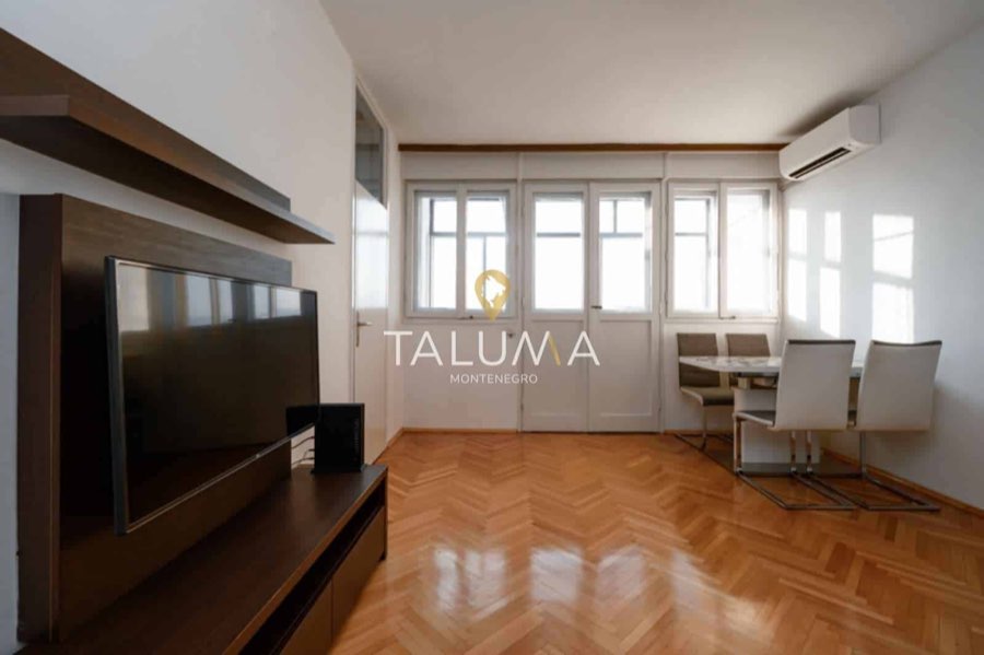 Dvosoban stan, 68 m², Pobrežje, Podgorica