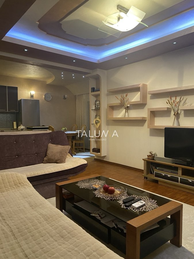 شقة بغرفة نوم واحدة, 74 m², بودغوريتسا, المركز