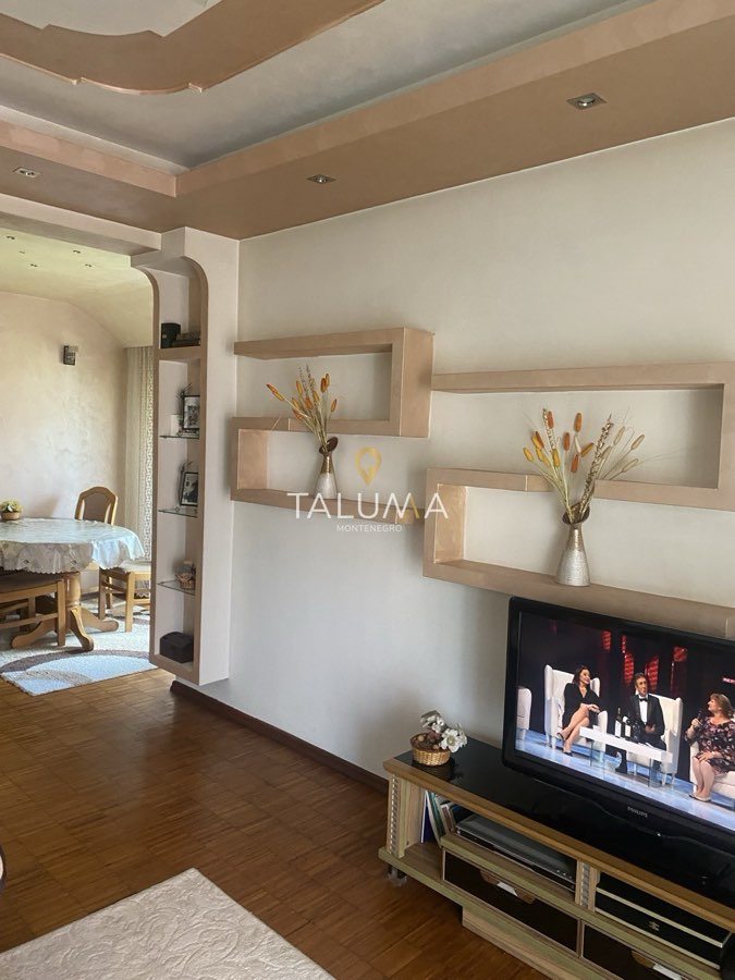Jednosoban stan, 74 m², Podgorica, centar – fotografija 2