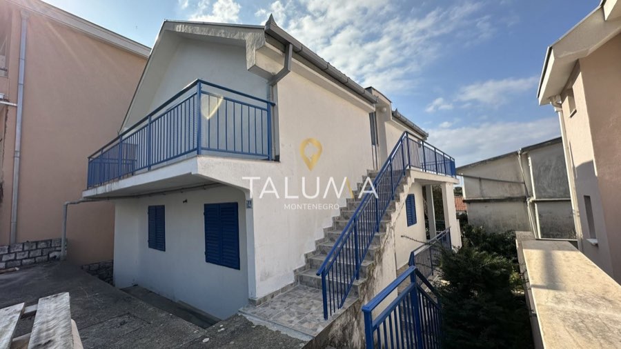 Kuća, 150 m², Utjeha, Bar