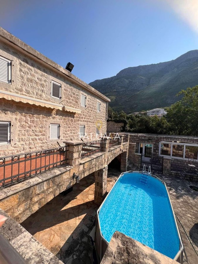 Kuća, 300 m², Rijeka Reževića, Budva
