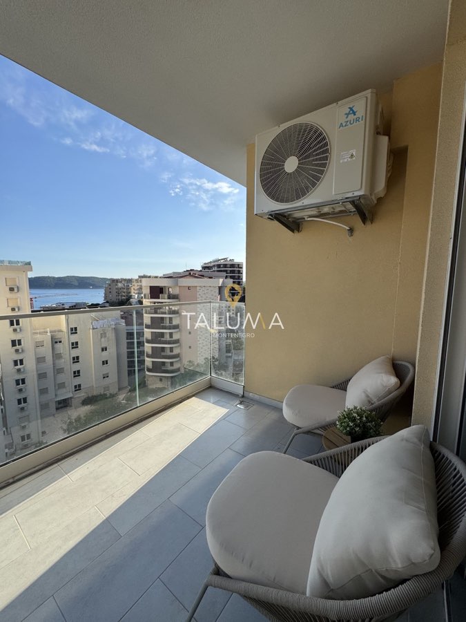 Terasa – Dvosoban stan, 74 m², Bečići, Budva (ML 1324)