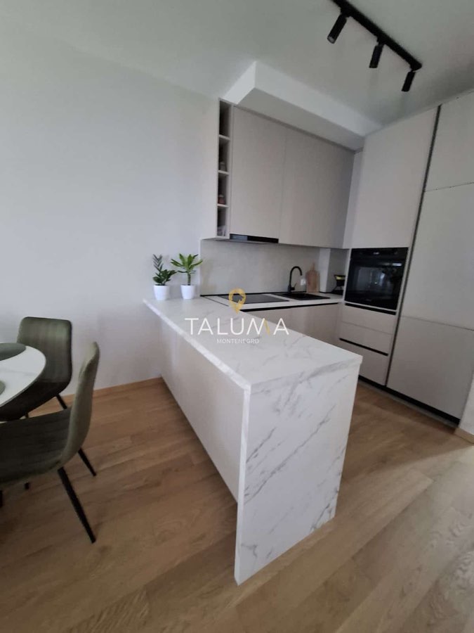 Dvosoban stan, 71 m², Bečići, Budva – fotografija 4