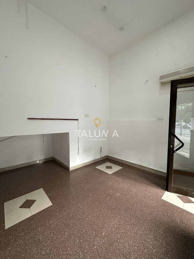 Poslovni prostor, 10 m², Drač, Podgorica