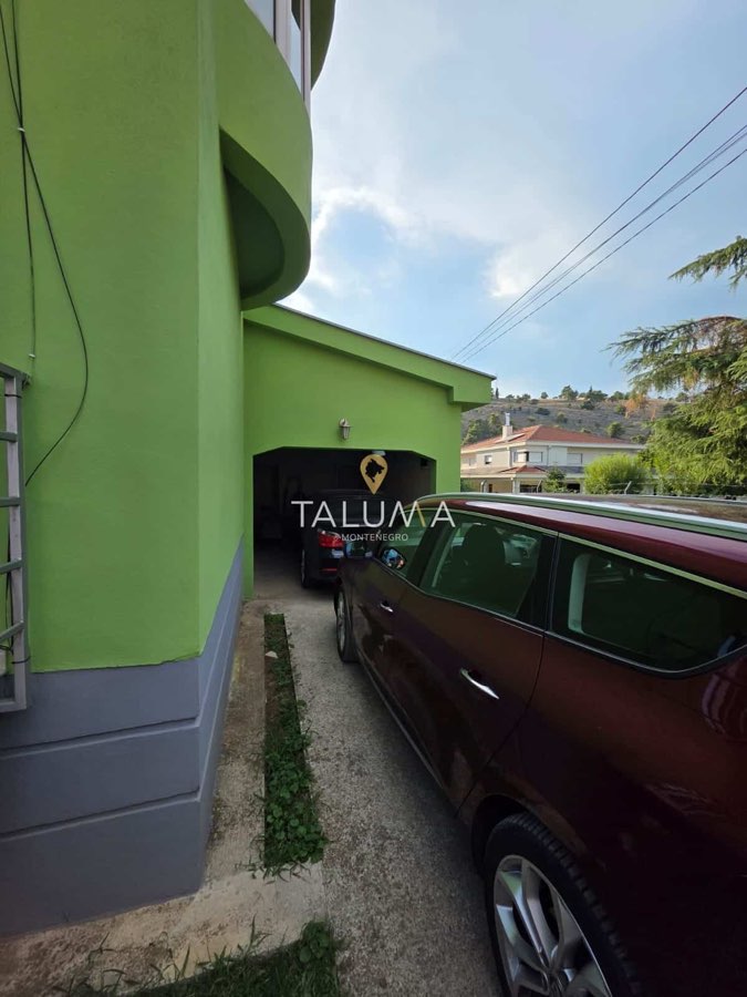 Kuća, 200 m², Zagorič, Podgorica – fotografija 2