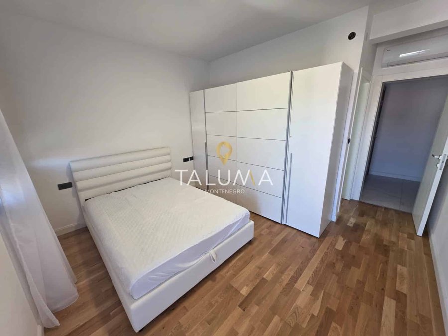 Trosoban stan, 130 m², Dalmatinska, Podgorica – fotografija 2