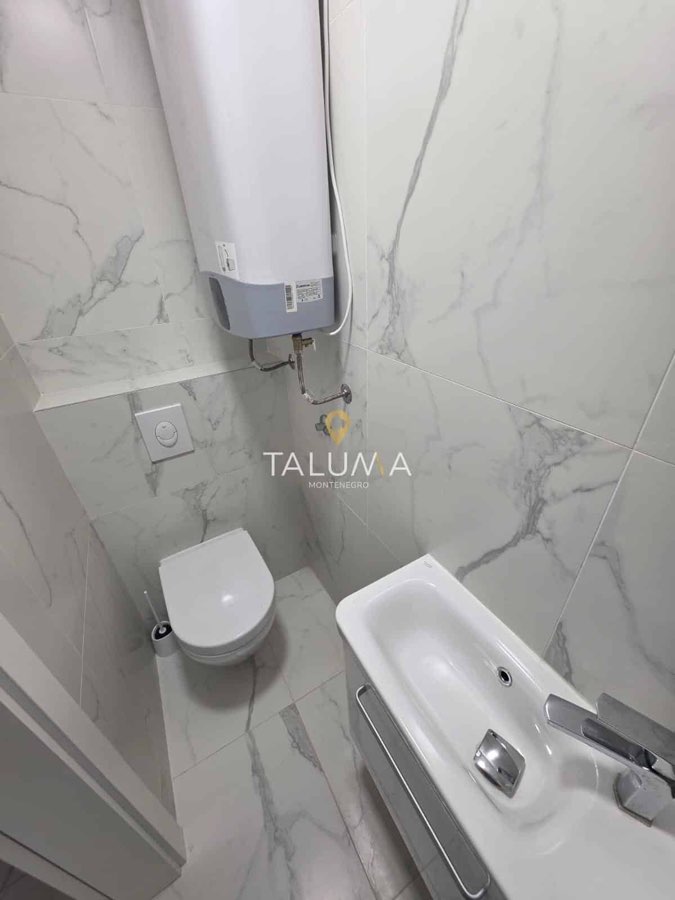 Trosoban stan, 130 m², Dalmatinska, Podgorica – fotografija 5