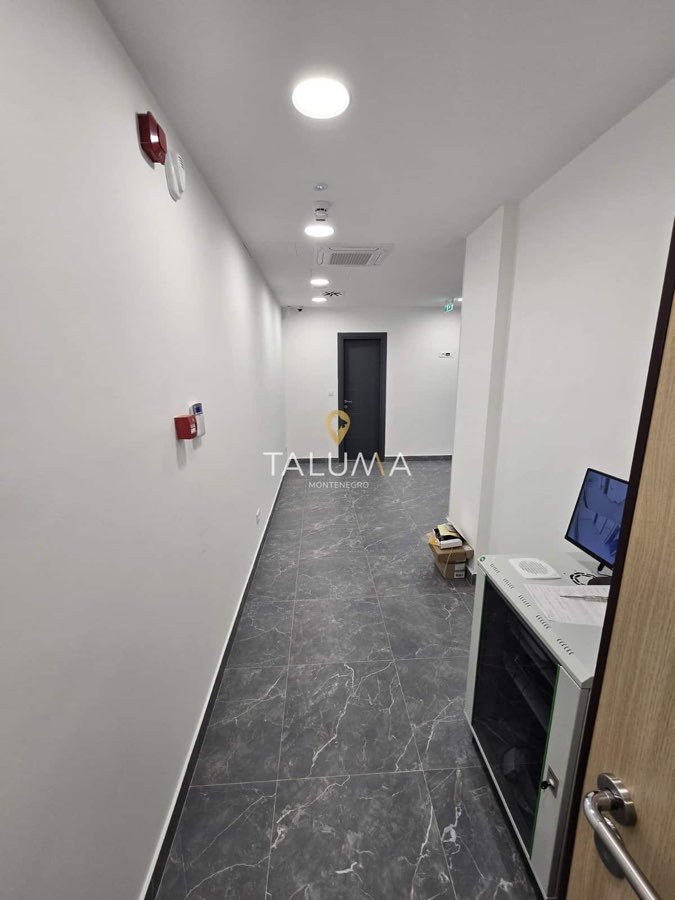 Poslovni prostor, 80 m², Podgorica, centar – fotografija 3