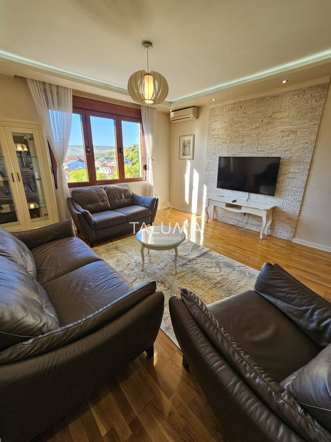Dvosoban stan, 90 m², Preko Morače, Podgorica