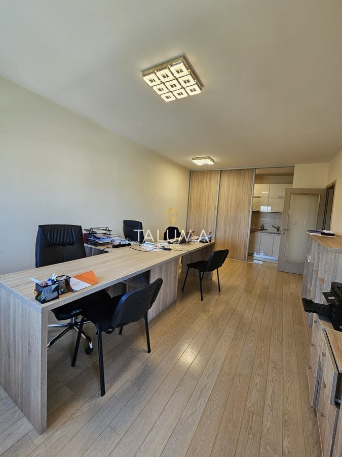 Dvosoban stan, 68 m², City kvart, Podgorica