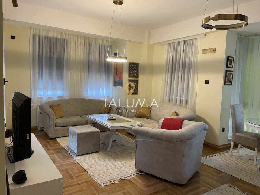 شقة بغرفتي نوم, 76 m², بودغوريتسا, المركز