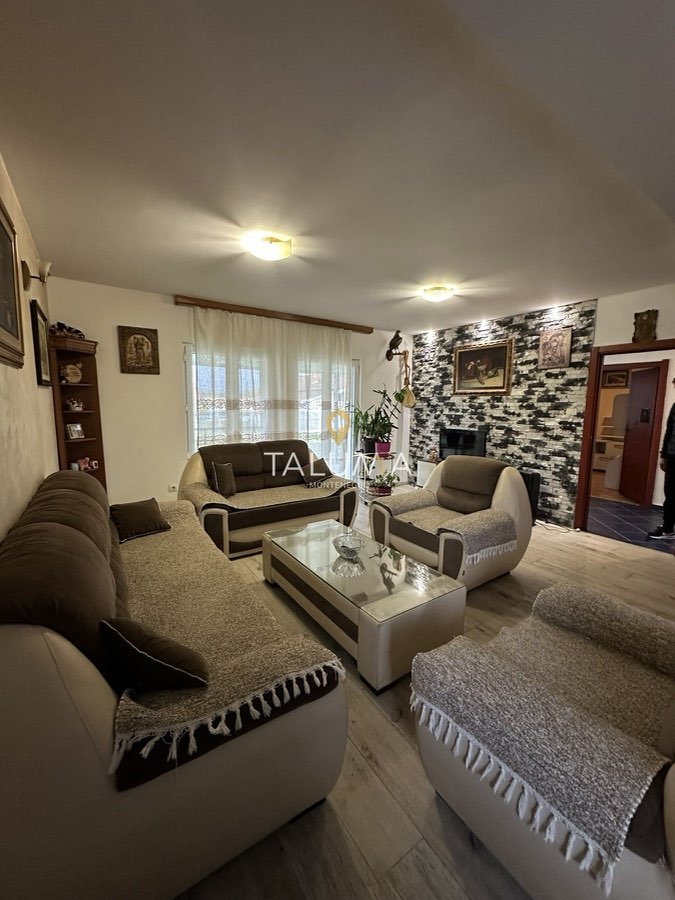 Kuća, 216 m², Spuž, Danilovgrad – fotografija 2