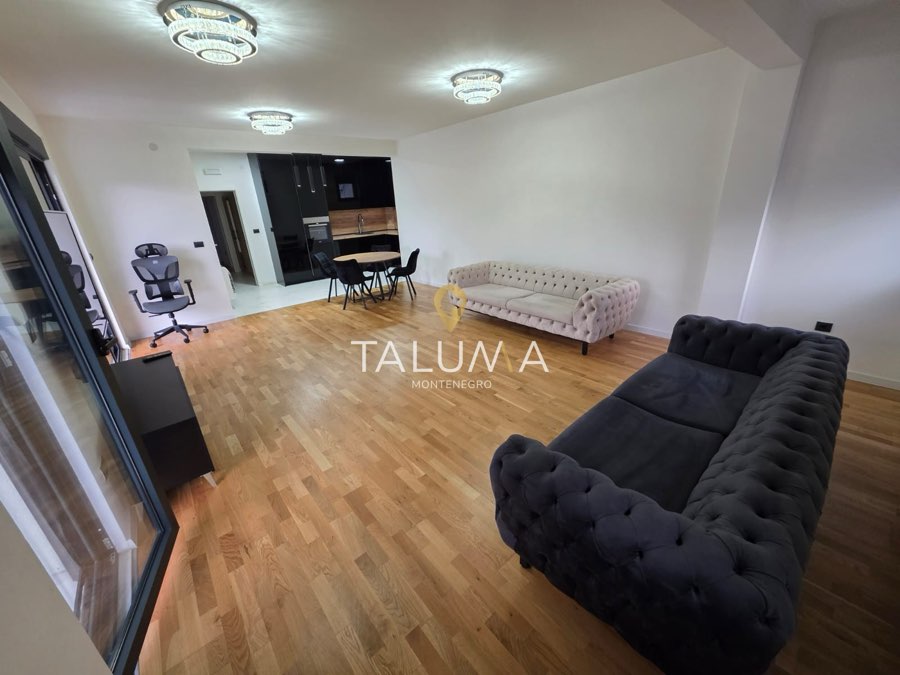 Dvosoban stan, 110 m², Dalmatinska, Podgorica