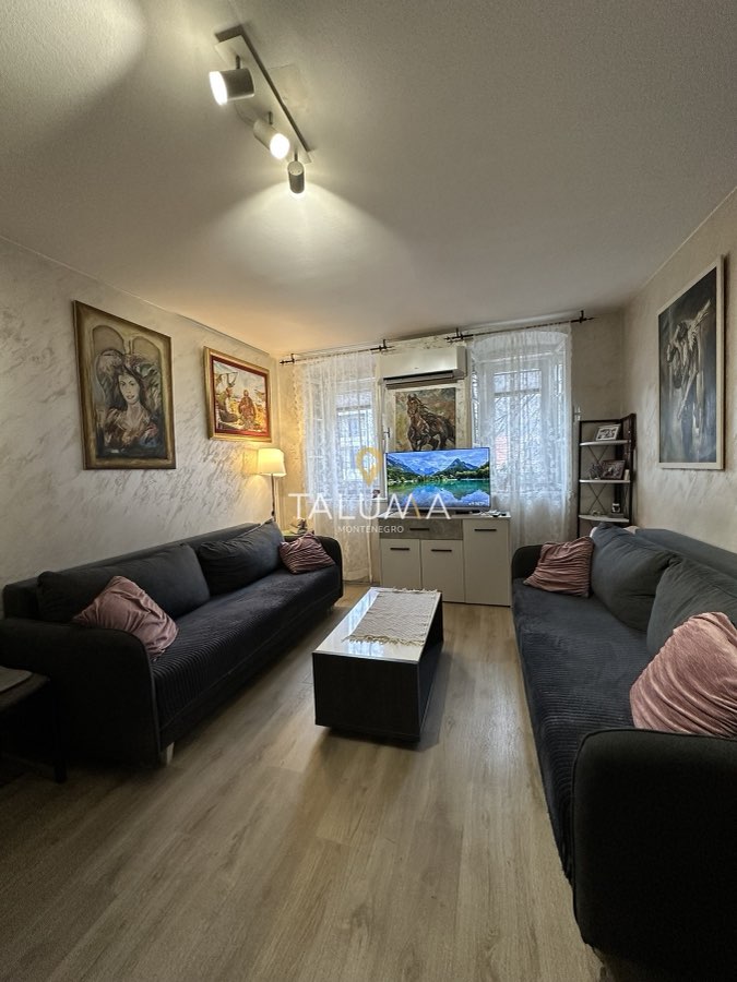 Kuća, 125 m², Cetinje, centar