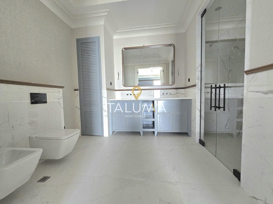 Kuća, 579 m², Pržno, Budva – fotografija 4