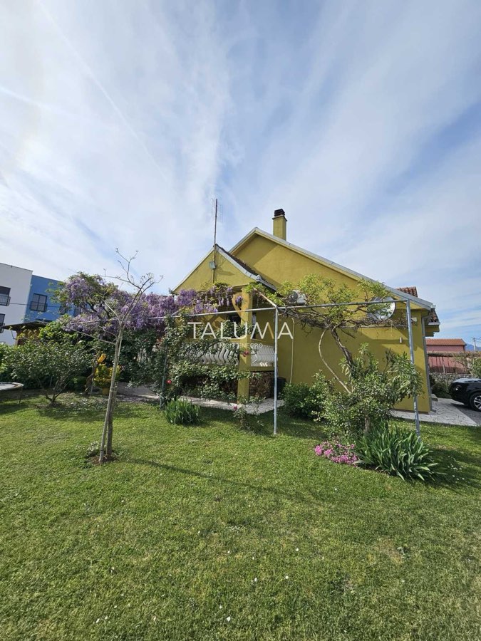 Kuća, 160 m², Zabjelo, Podgorica