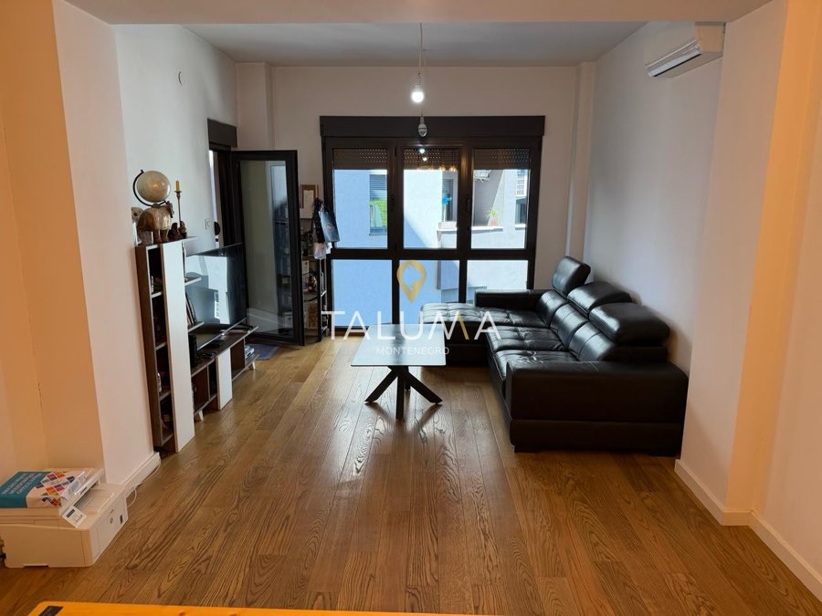 Dvosoban stan, 78 m², Podgorica, centar – fotografija 3
