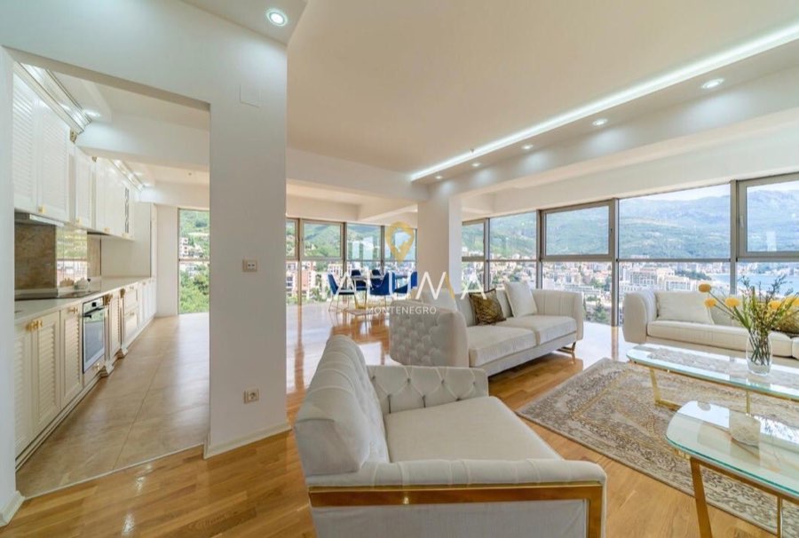 Квартира с 3 спальнями, 150 m², Bečići, Будва – фото 2