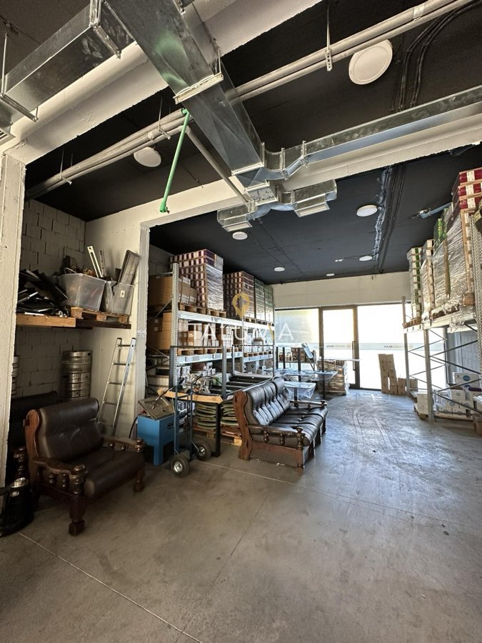 Poslovni prostor, 94 m², Zagorič, Podgorica