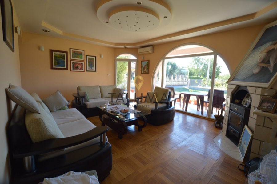 Kuća, 180 m², Donja Gorica, Podgorica – fotografija 3