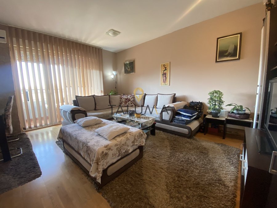 Trosoban stan, 101 m², Ljubović, Podgorica – fotografija 2