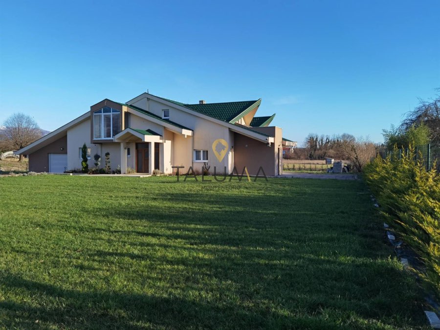 Kuća, 400 m², Grlić, Danilovgrad – fotografija 3
