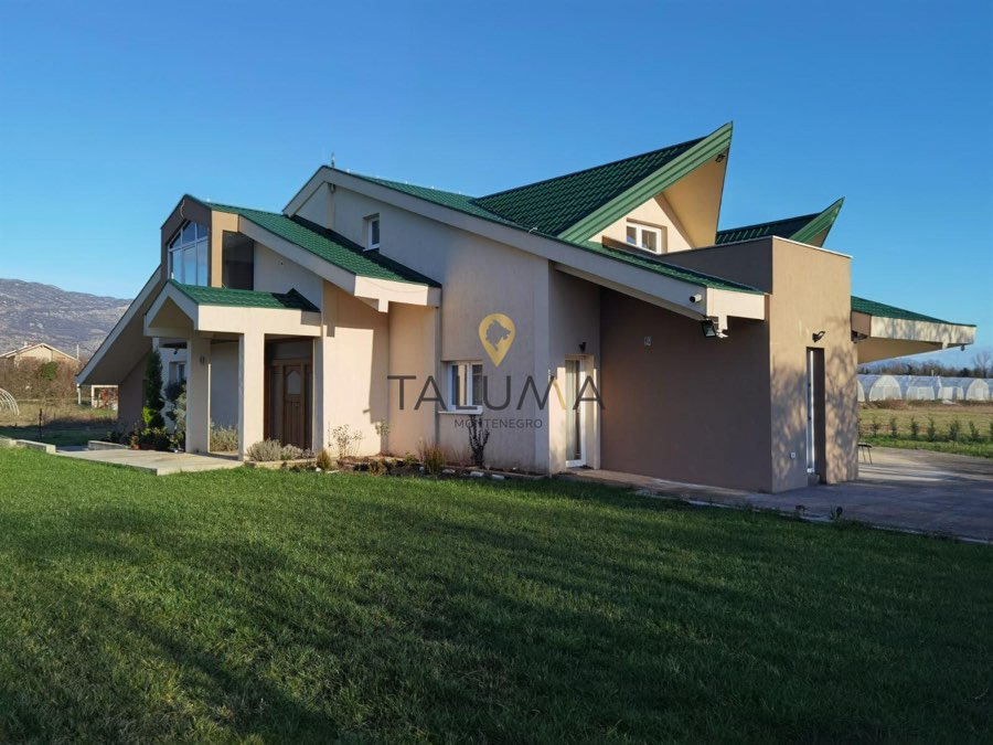Kuća, 400 m², Grlić, Danilovgrad – fotografija 5