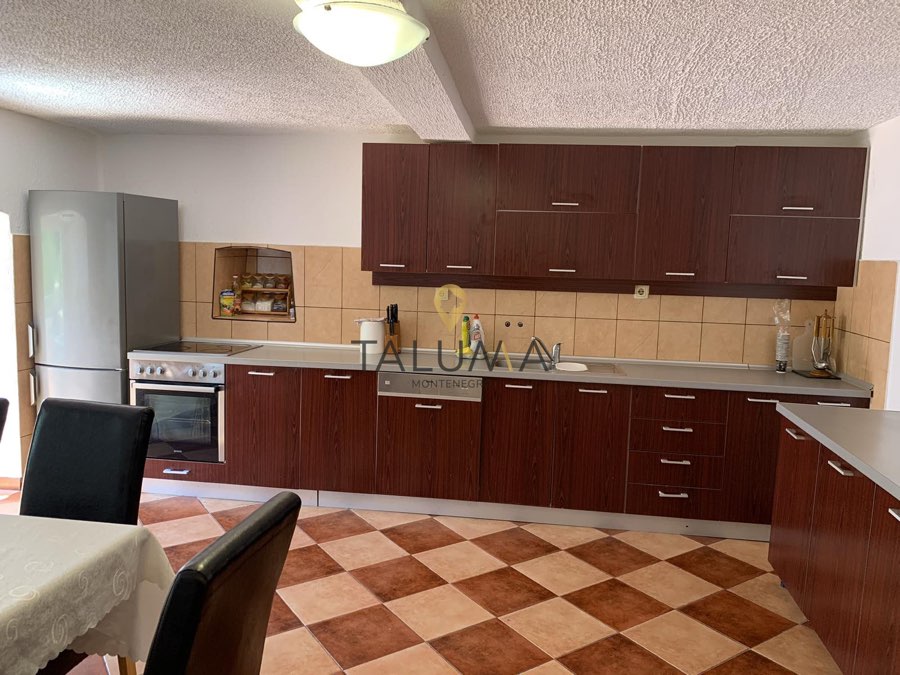 Kuća, 437 m², Reževići, Budva – fotografija 4