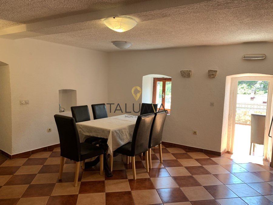 Kuća, 437 m², Reževići, Budva – fotografija 5