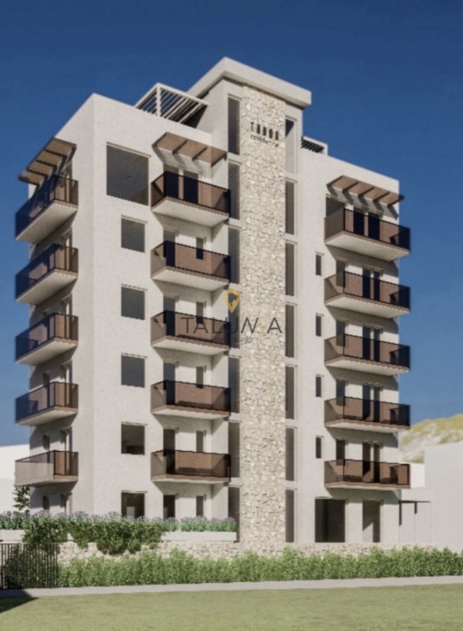 Trosoban stan, 80 m², Budva, centar