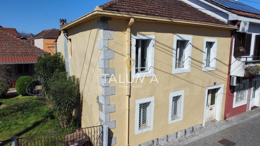 Kuća, 120 m², Stara Varoš, Podgorica