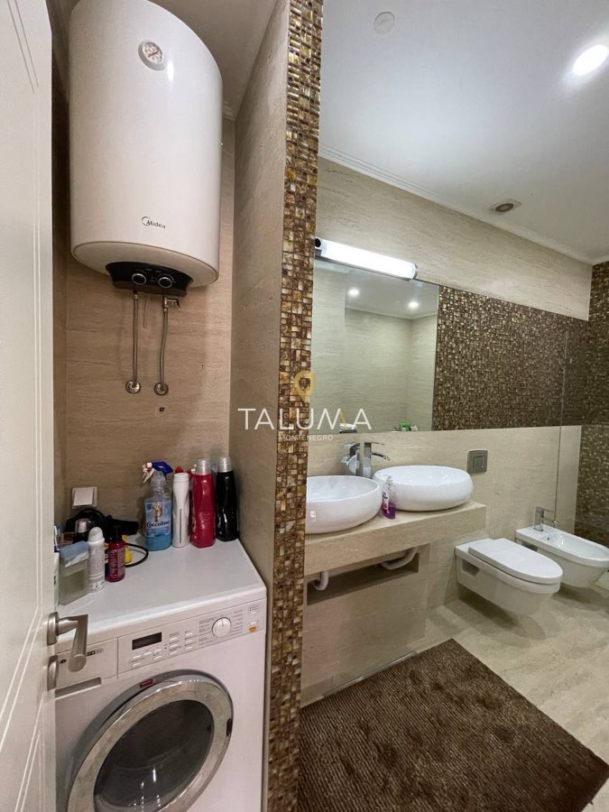 Dvosoban stan, 158 m², Budva, centar – fotografija 4
