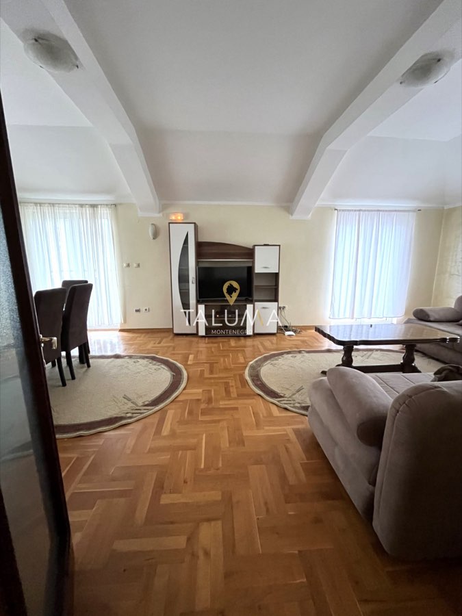 Četvorosoban stan, 150 m², Stari Aerodrom, Podgorica – fotografija 3