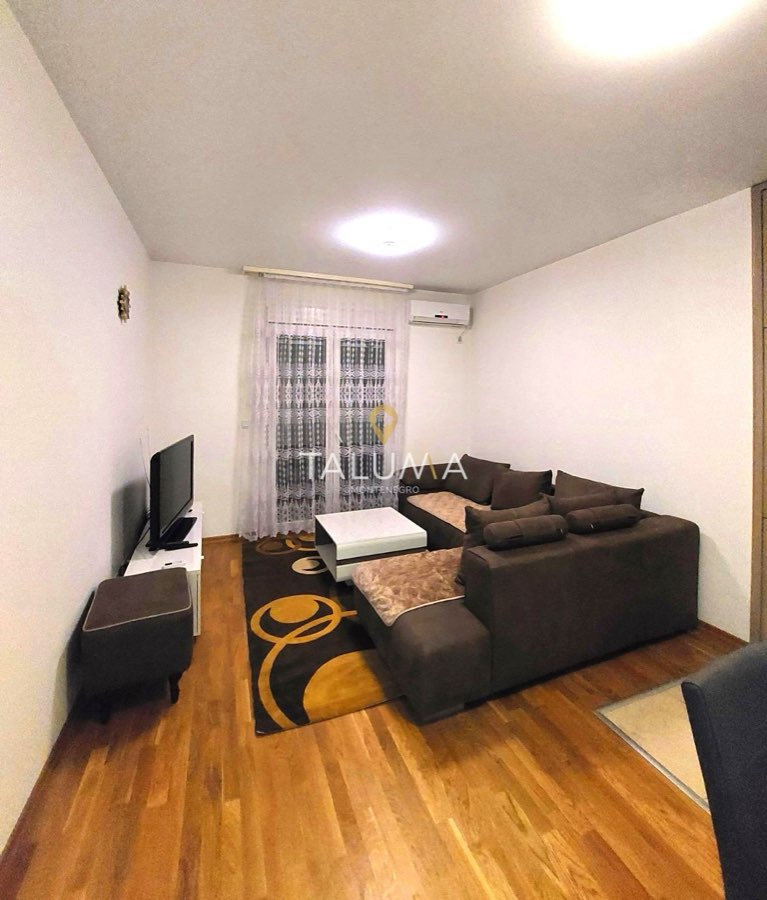 Dvosoban stan, 55 m², Stari Aerodrom, Podgorica