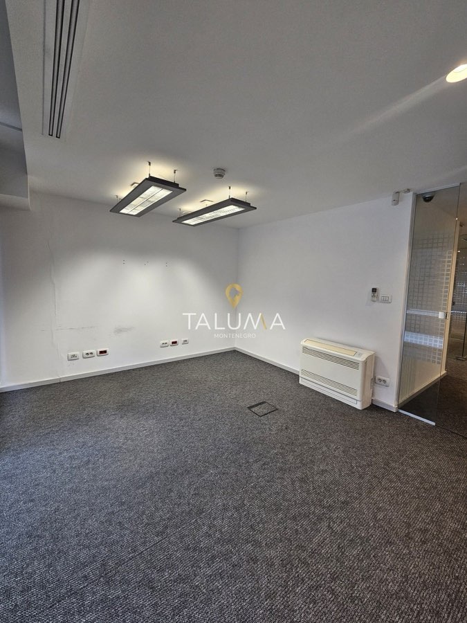 Poslovni prostor, 180 m², City kvart, Podgorica – fotografija 2