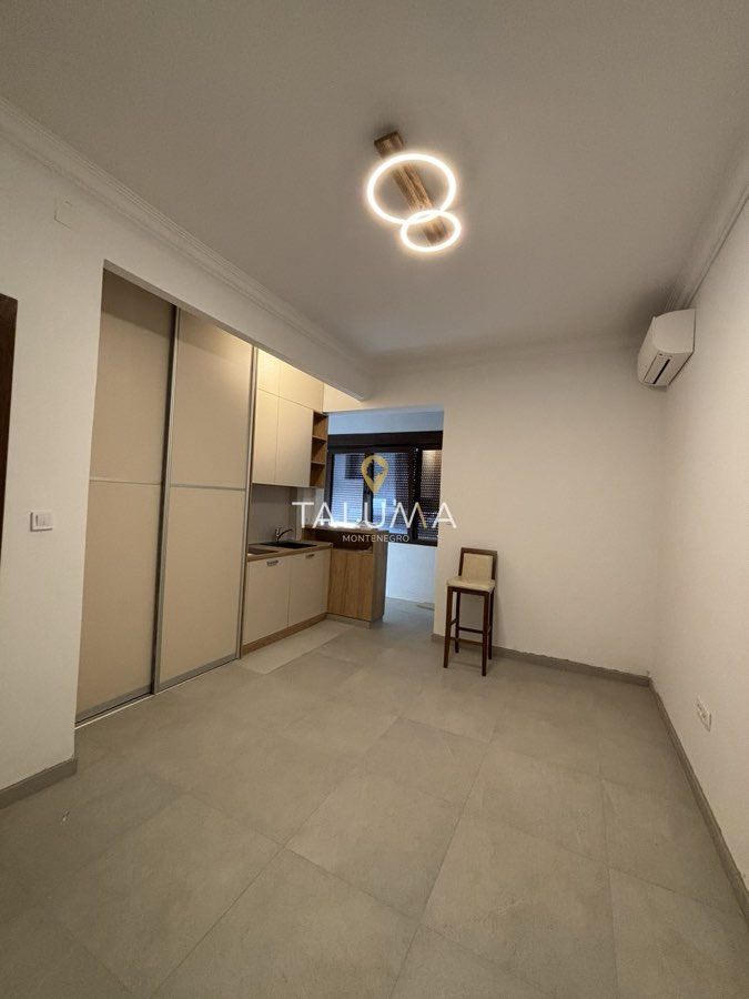 Poslovni prostor, 70 m², Podgorica, centar – fotografija 3