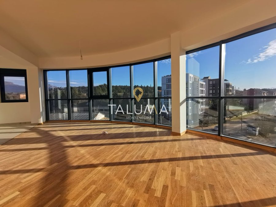 Trosoban stan, 117 m², Momišići, Podgorica