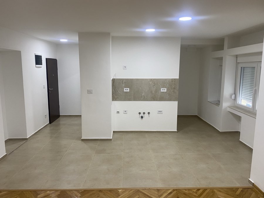 Poslovni prostor, 58 m², Preko Morače, Podgorica