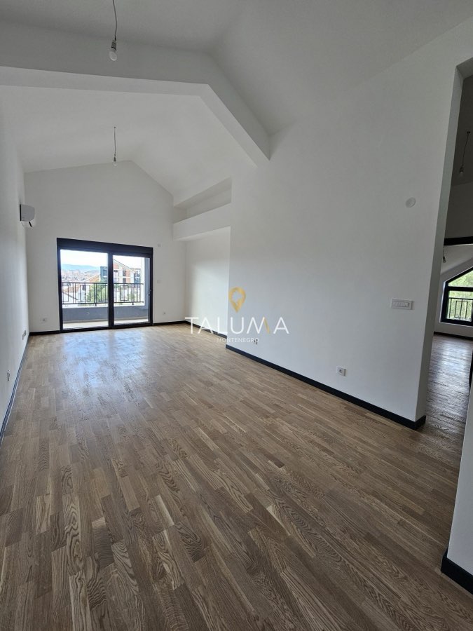 شقة بثلاث غرف نوم, 85 m², Gorica C, بودغوريتسا