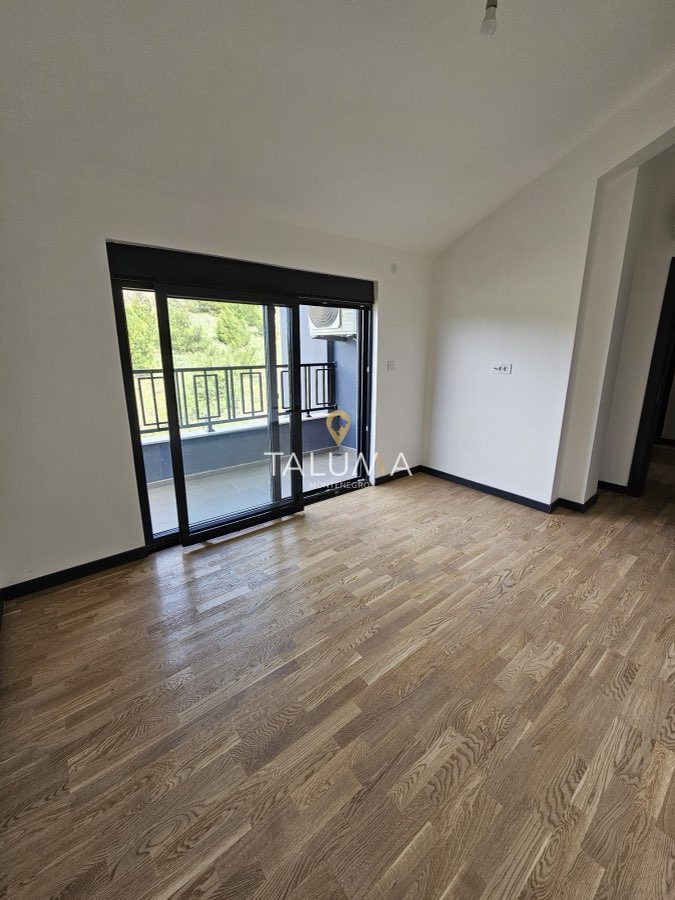 Trosoban stan, 85 m², Gorica C, Podgorica – fotografija 5