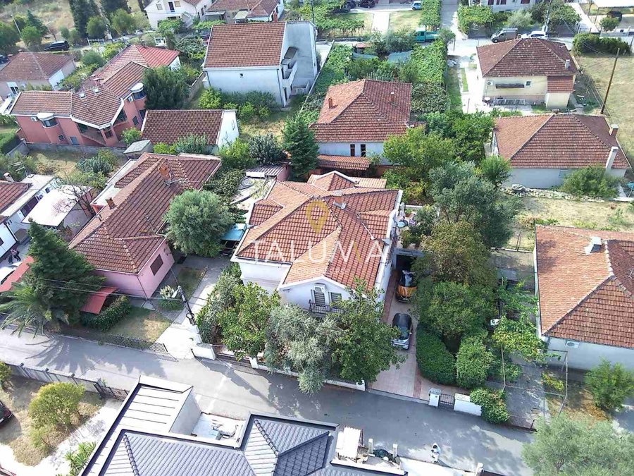 Kuća, 300 m², Ibricevina, Podgorica