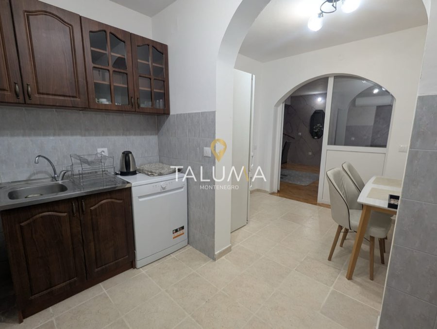 Trosoban stan, 120 m², Zabjelo, Podgorica – fotografija 4