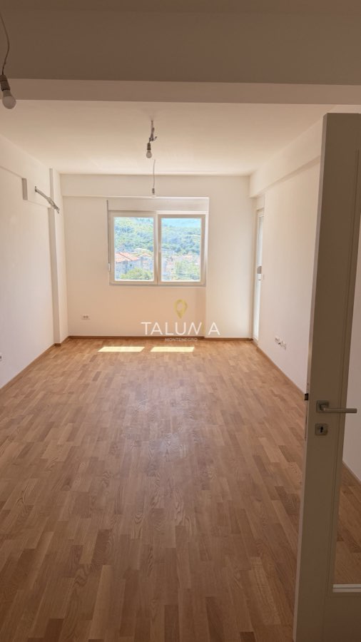 Dvosoban stan, 69 m², Zabjelo, Podgorica